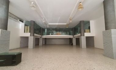 Local con 2 bodegas en Centro de Monterrey