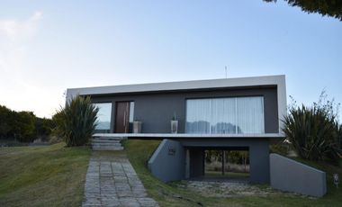 Alquiler Temporal, Casa,  Costa Esmeralda, Barrio Residencial II, Lote al 200