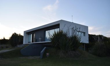 Alquiler Temporal, Casa,  Costa Esmeralda, Barrio Residencial II, Lote al 200
