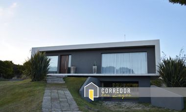 Alquiler Temporal, Casa,  Costa Esmeralda, Barrio Residencial II, Lote al 200