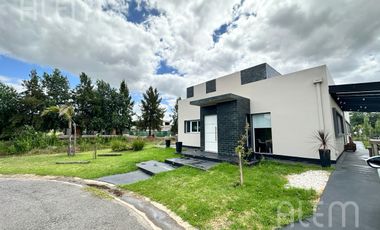 Casa en  venta en Barrio Privado San Eliseo Canning