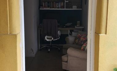 Casa en  San Isidro apta para construir edificio de 3 plantas