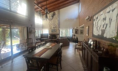 Casa en Venta -  Roldan - Barrio Privado ,  El Cielo - 4 Dormitorios- Quincho - Pileta