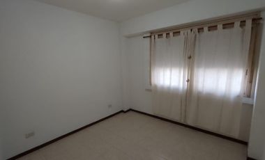 2 AMB LAT - 42 m2