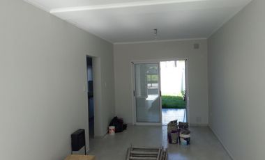 Casa en alquiler en barrio Pizzurno