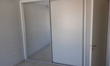 Casa en alquiler en barrio Pizzurno