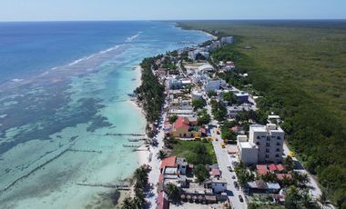 LOTE CON POTENCIAL DE DESARROLLO EN LA ENTRADA PRINCIPAL DE MAHAHUAL