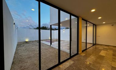 Casa en venta en Mérida, Privada Silvesta, Cholul ( L. 15)