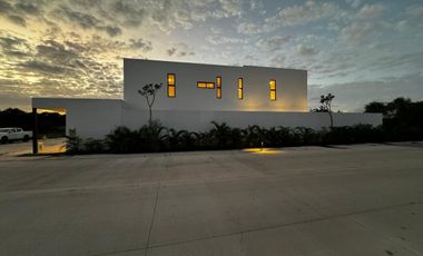 Casa en venta en Mérida, Privada Silvesta, Cholul ( L. 15)