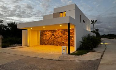 Casa en venta en Mérida, Privada Silvesta, Cholul ( L. 15)