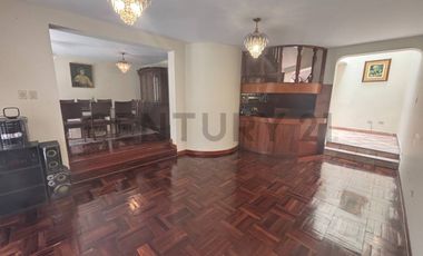VENDO LINDA CASA EN ATE MAYORAZGO