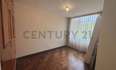 VENDO LINDA CASA EN ATE MAYORAZGO