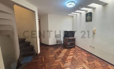 VENDO LINDA CASA EN ATE MAYORAZGO