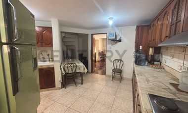 VENDO LINDA CASA EN ATE MAYORAZGO