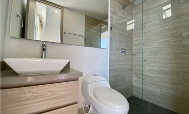 SE ARRIENDA APARTAMENTO DE 3 HABITACIONES EN BELLAVISTA