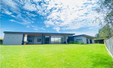 Casa para Arriendo en Llanogrande Antioquia