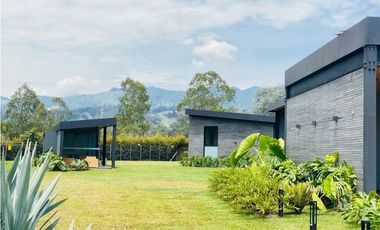 Casa para Arriendo en Llanogrande Antioquia