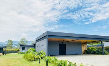 Casa para Arriendo en Llanogrande Antioquia