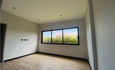 Casa para Arriendo en Llanogrande Antioquia