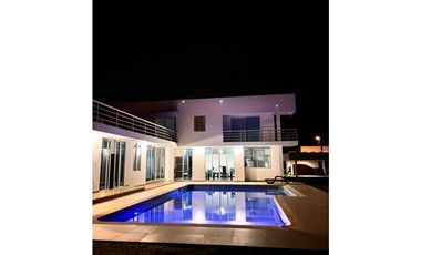 Se vende hermosa casa de lujo campestre