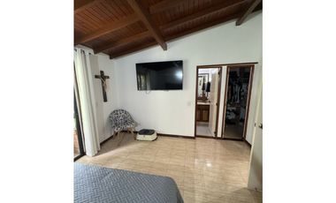 Casa Unifamiliar en Venta Sector Prados de Sabaneta