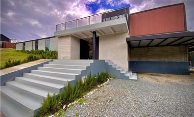 VENTA CASA CAMPESTRE SEMIPARCELACIÓN ALTO PALMAS