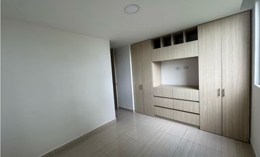 Vendo apartamento con linda vista y doble balcon