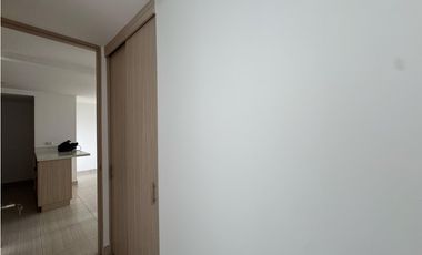 Vendo apartamento con linda vista y doble balcon