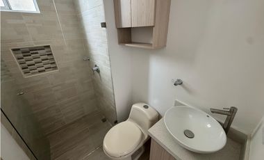 Vendo apartamento con linda vista y doble balcon