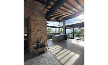 Hermosa casa en venta en El Retiro