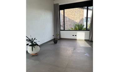 Hermosa casa en venta en El Retiro