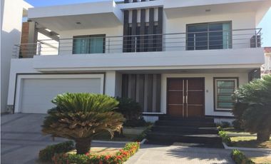 Hermosa CASA EN VENTA VILLA CAMPESTRE