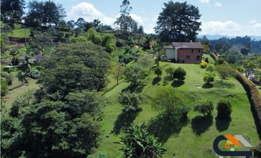 VENTA DE CASA CAMPESTRE EN PARCELACIÓN CERCA A RIONEGRO