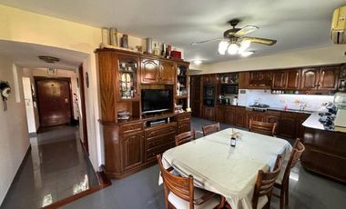 Chalet en venta en Bernal Centro