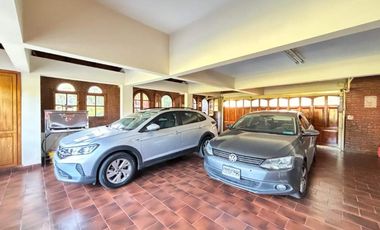 Chalet en venta en Bernal Centro