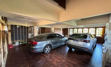 Chalet en venta en Bernal Centro