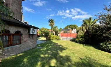 Chalet en venta en Bernal Centro