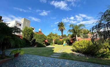 Chalet en venta en Bernal Centro