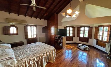 Chalet en venta en Bernal Centro