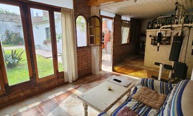 Casa en venta en Villa Dominico