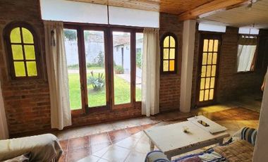 Casa en venta en Villa Dominico