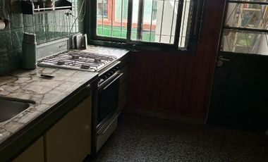 Casa PH en venta en Quilmes Oeste Centro