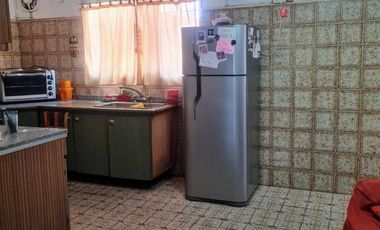 Casa en venta en Temperley Este