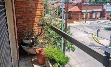 Casa en venta en Temperley Este