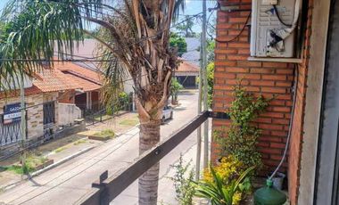 Casa en venta en Temperley Este