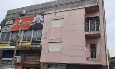 CENTRO DE MERLO - VENTA EN BLOCK SOBRE 2 AVENIDAS