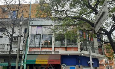 CENTRO DE MERLO - VENTA EN BLOCK SOBRE 2 AVENIDAS