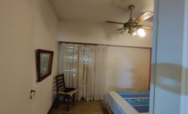 Galpón Depósito con vivienda venta  Lanús