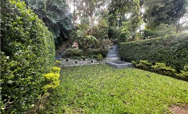 Casa en Arriendo en Envigado Loma del Chocho