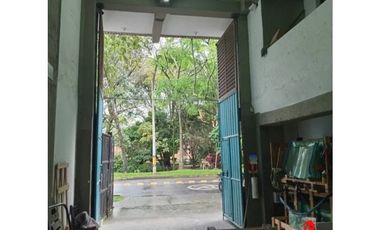 Venta de bodega en guayabal